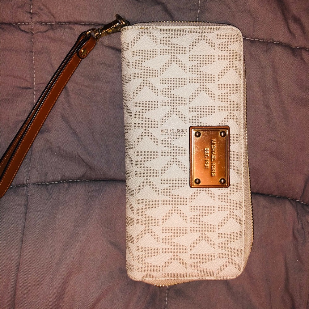 Michael Kors Wallet♥️